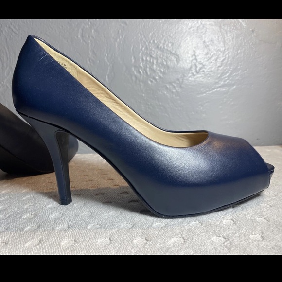Rockport Adiprene Sasha Peep Heels 7.5 38 Navy New! - Picture 3 of 10